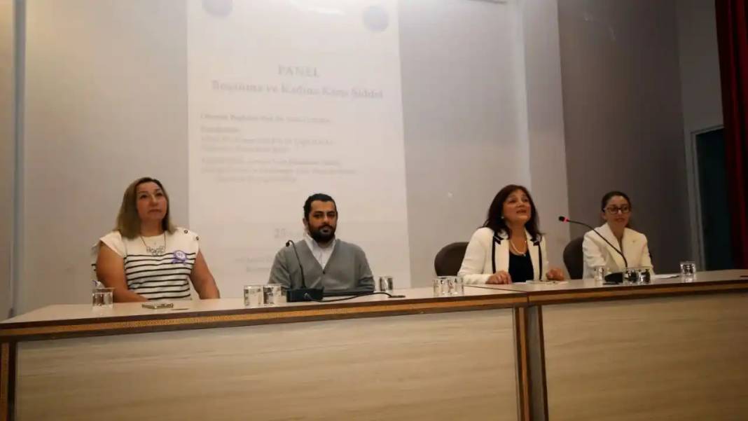 Akdeniz Üniversitesi’nde Çarpıcı Panel 8